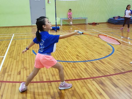 BE A Champ: Badminton Trial Class For Cheap